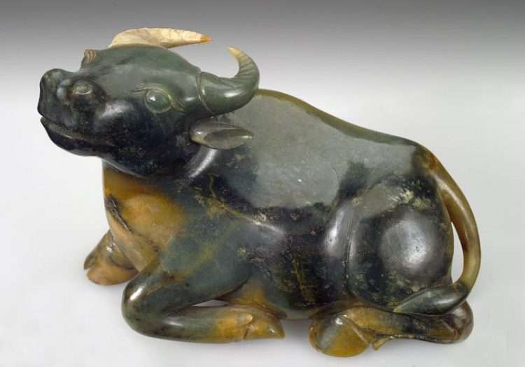 det, 18th C. Nephrite Water Buffalo