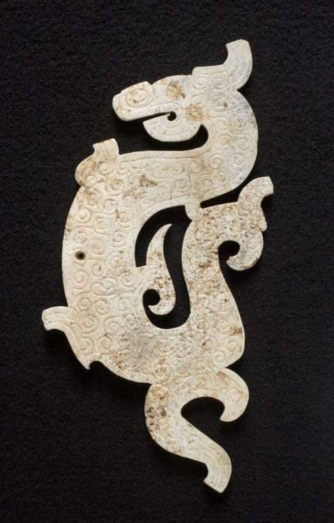 detail, 5th to 4th Nephrite Dragon Pendant