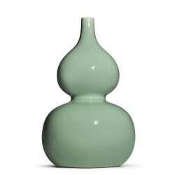 yongzheng celadon double gourd vase