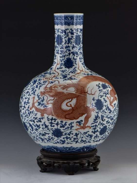 Qianlong fake vase