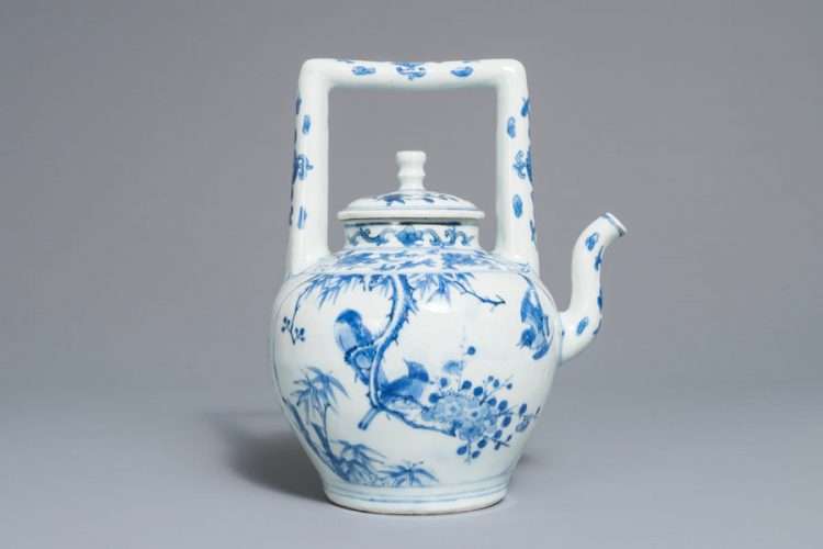 Chinese Transitional Wine Pot