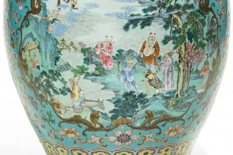 Qianlong Famille Rose vase