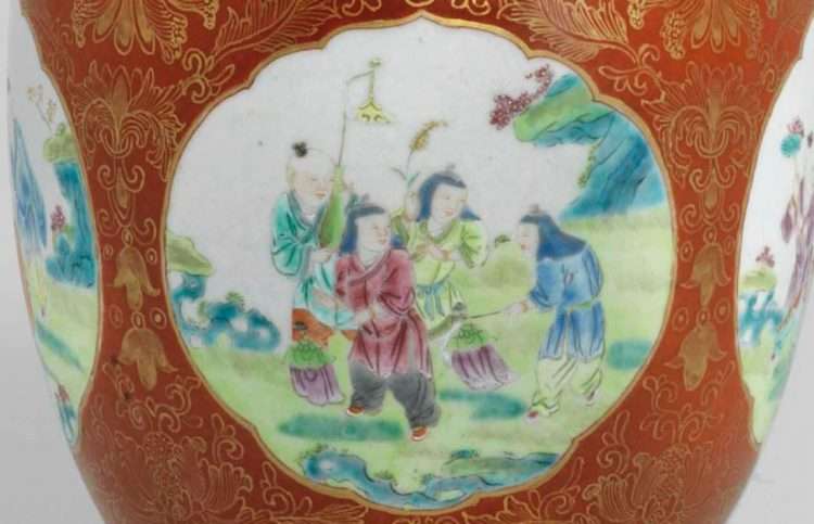 Qianlong Famille Rose vase