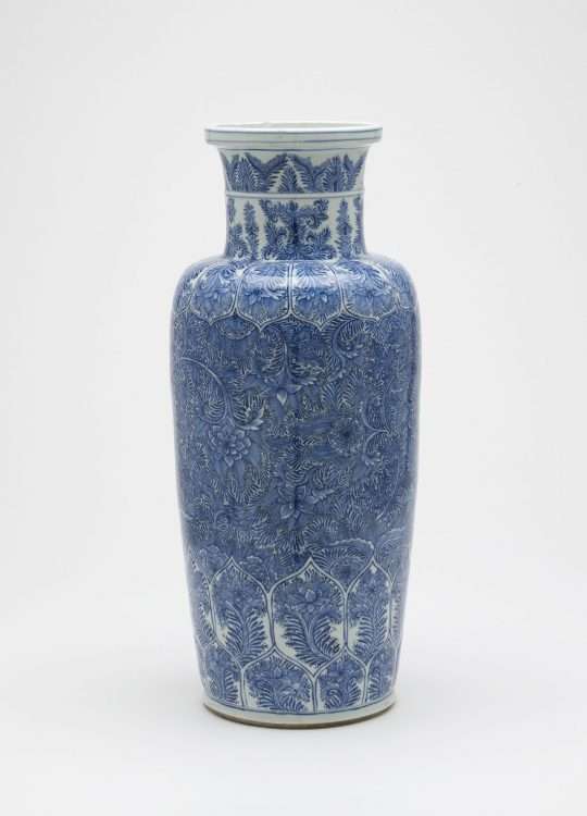 Kangxi porcelain baluster vase