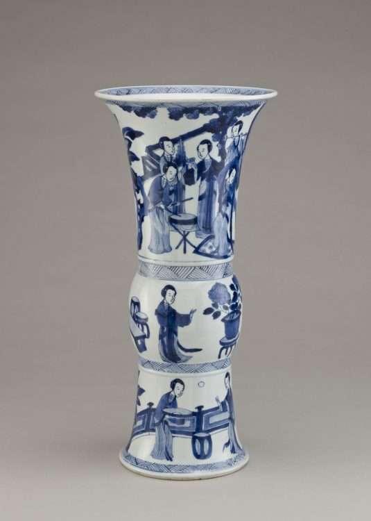 Kangxi porcelain vase