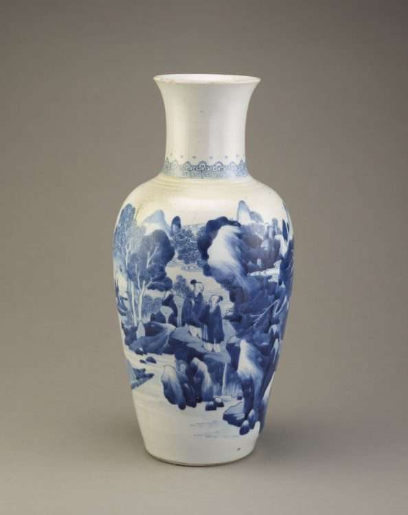 Kangxi porcelain vase