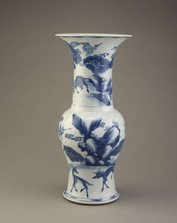 Kangxi porcelain vase