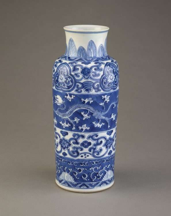 Kangxi porcelain vase