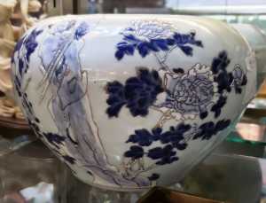 blue vase 3