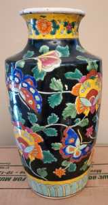 famille noire vase 2