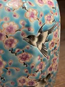 BLACK BIRD CHERRY CONTAINER 3