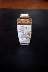 Mini Chinese Vase 1D