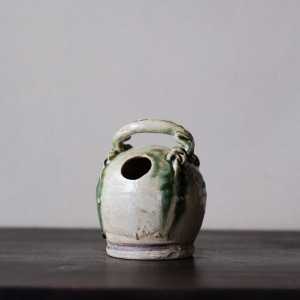 vietnamesegreenglazepot1 1024x1024