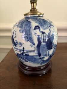 Photo Oriental Blue and white jar  6083 (1)