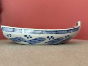 3 photo Imari boat