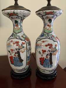 1 Photo  Pair Asian Lamps BMC BAYH