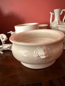 5 Photo POT WITH LIONS HEAD in Collection of Blanc de Chine photo taken Aug 27, 2025 