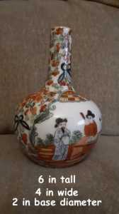 1 PHOTO LONG NECK POT BOUGHT  Period(ie old) or new