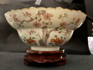 3 Photo Mr. Bry. tree fluted edge bowl N 27, 2025 8396 3 Photo Mr. Bry. tree fluted edge bowl N 27, 2025 8396