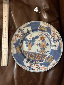 4 Chinese Imari. 4 Chinese Imari.