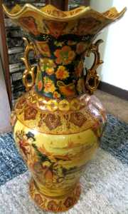 asianvase1 min