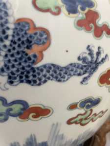 darker blue dots leg