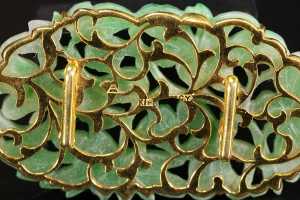 jade brooch2