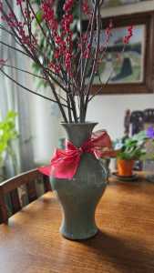 holiday vase