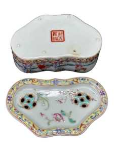 boite a grillons en porcelaine de chine du 19eme siecle (9)