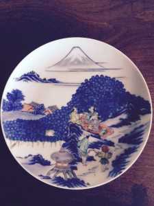 vintage  japanese plate by imaemon copy of cushion pine at aoyma 14.99