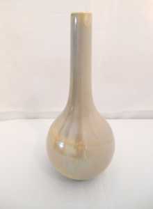 ANTIQUE LIGHT GREEN YELLOW VASE WITH OILSPOT GLAZE POSS CHINESE 24.00