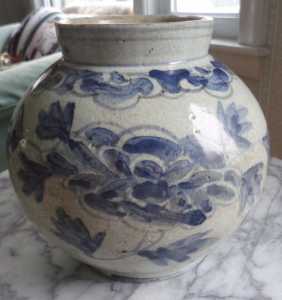 ANTIQUE STONEWARE VASE JAR LIKELY KOREAN 36.00