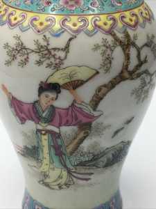 CHINESE VASE.  LADY WITH FAN. CLOSE UP.